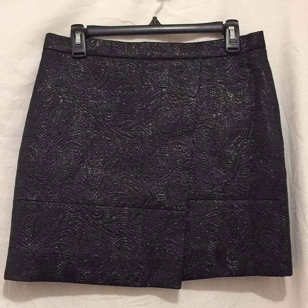 J.Crew black textured skirt size 4 back zip lined